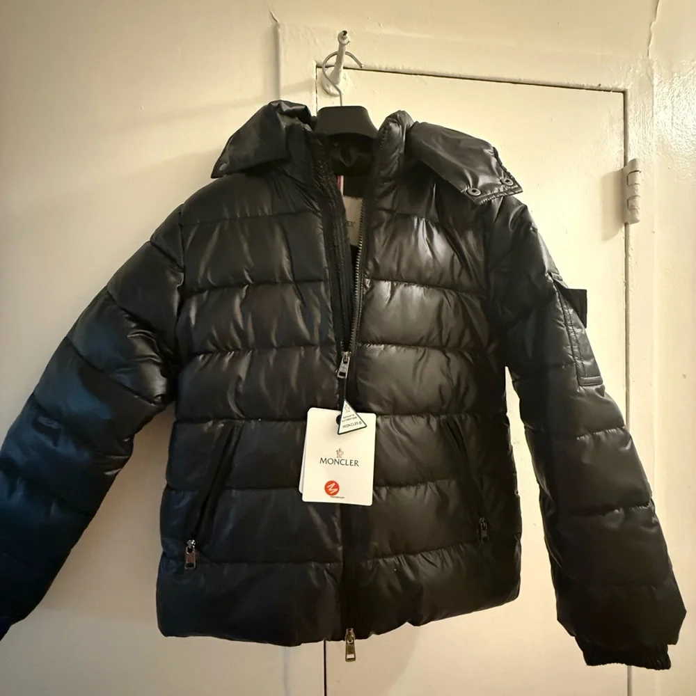 Moncler Shiny Black Quilted Jacket - Picture 8 of 8